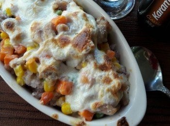 step11: 入烤箱 , 用220度烤25分鐘或至起司呈金黃色即可