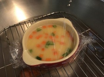 step1: 先將蔬果扇貝切粒備用