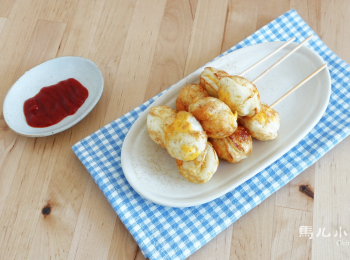 step5: 煎到焦香再串起來就完成啦🎵 撒點胡椒鹽或甜辣醬就非常美味