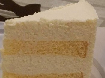 step6: 如想加色點綴，先把芝士糊盛起一點點加入顏色(我用了綠茶粉及香芋粉)