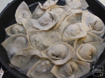 step6: 水滾後放入直至浮面煮熟, 食得!!