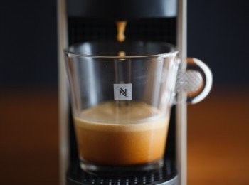 step9: 一杯濃縮義式咖啡就做好了。