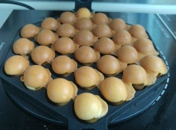 step7: 我使用電陶爐每邊約焗三分鐘。