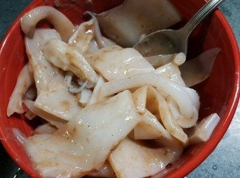 step4: 再把蝦膏汁將鮮魷拌勻