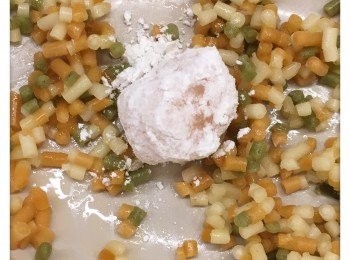 step4: 上三色Divella 粒粒（預先煲熟，切粒粒）