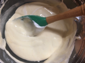 step4: 搞混後會係奶白色。