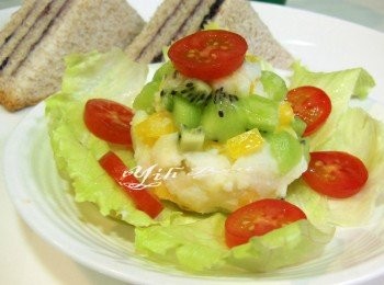 step9: 最後放上小番茄切片裝飾