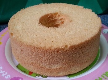 step16: 倒扣至完全冷卻才可以脱模，切件享用（放入雪櫃冷藏後，更加好吃）