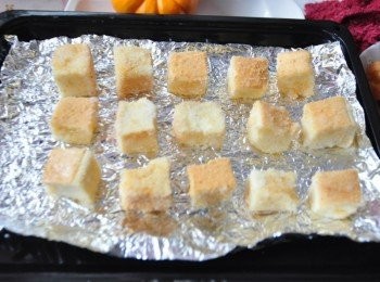 step6: 一個個排列鋪在錫箔紙上，放進烤箱上下火，220度約15~20分鐘做右即可