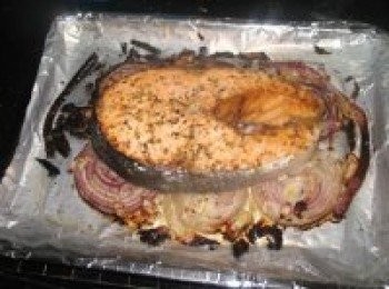 step5: 將烤好的魚從烤箱取出。