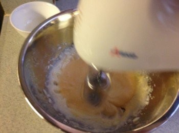 step2: 加入雞蛋後再次打勻