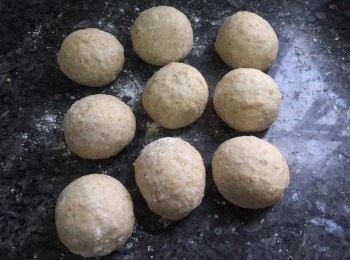 step2: 將麵糰平均分為9個