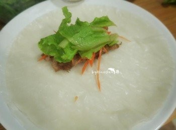 step6: 依序放入材料 捲起餅皮