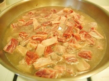 step1: ☞川燙牛腩塊。