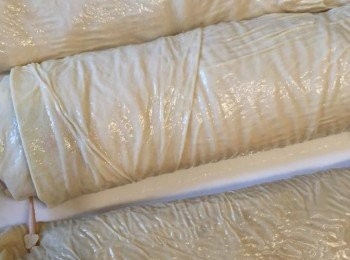 step5: 捲起包好成長條，