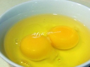 step7: 雞蛋打勻炒熟盛起待用