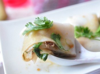 step9: 肉燥香的牛肉河粉，真的很有滋味喔!