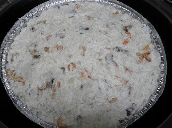 step6: 然後放入蒸盤內，用大火蒸30至40分鐘至全熟即成！