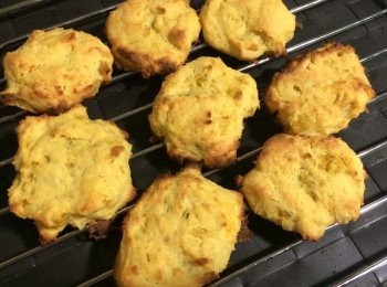 step6: 放入預熱180度焗爐，焗20分鐘