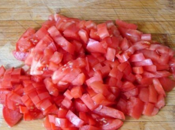 step3: 蕃茄切小丁