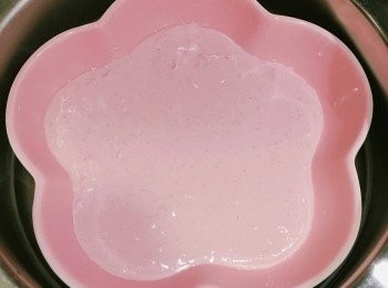 step4: 蒸好的粉糰要放涼數分鐘。