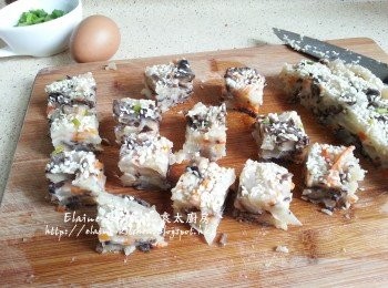 step11: 翌日將蘿蔔糕取出切粒