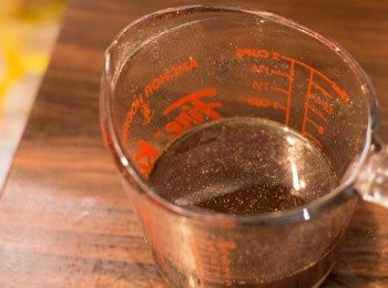 step8: 將軍汁做法 - 除粟粉水外，所有材料拌勻