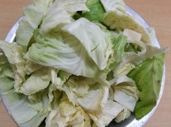 step1: 把菜洗乾淨，切成自己喜歡的大小。