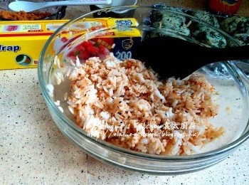 step11: 加入黑白芝麻及豬肉鬆再拌勻