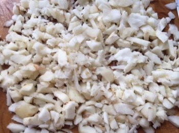 step2: 2)水加入冰糖煮溶（自己可以試岩喜歡甜度）