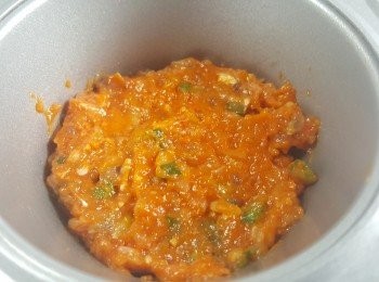 step5: 將魚肉掃平滑。