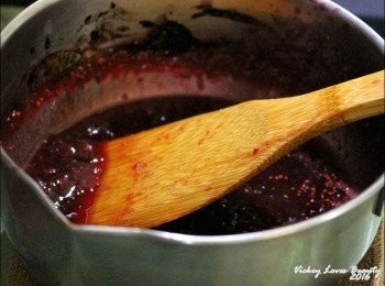 step8: 混合的吉利丁倒入攪拌至溶化