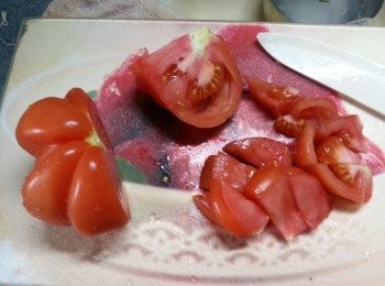 step2: 蕃茄洗淨切細件
