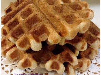 step8: 趁熱食用表面較酥脆（放涼成品會變軟，請回烤至表面酥脆再食用！）