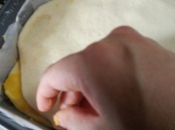 step12: 再舖上第三份粉糰