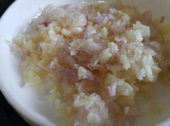 step5: 蒜頭，乾蔥