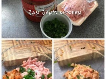 step1: 將泡菜、肉碎及蔥粒與調味料混合拌勻。