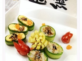 step4: 依序排上裝飾即可