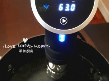 step1: 先將慢煮機預熱至63°C