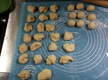 step15: 將粉糰滾圓