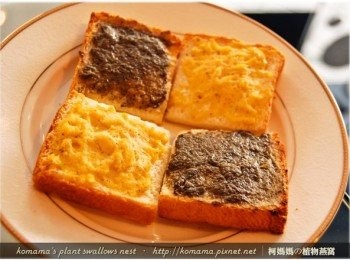 step5: 最後將吐司塊放入烤箱，微烤至自己想要的酥脆程度即可！