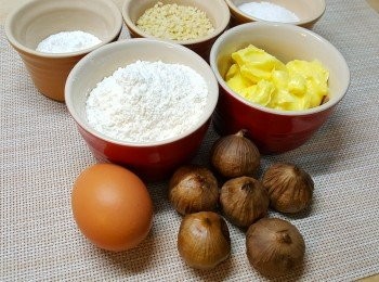 step1: 準備好所有材料。