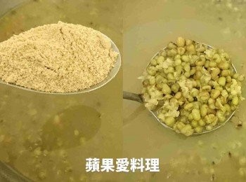 step3: 電鍋跳起後，悶15分鐘。打開鍋蓋，趁熱加入黑糖，用湯匙攪拌均勻。