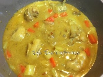 step3: 最後用生粉水將汁變得濃稠一點即可。