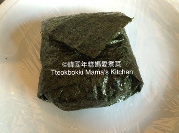 step10: 將紫菜四角向內包實,