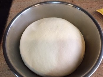 step1: 1)將依士, 糖加入水待10分鐘