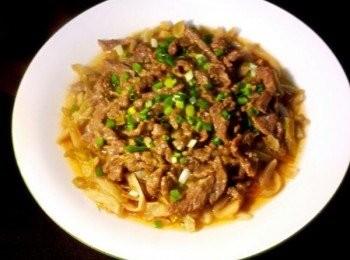 step3: 出鍋后，盛盤，撒上蔥花即可。