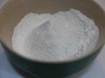 step2: (2) 中筋麵粉過篩