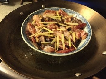 step4: 把所有材料攪勻後, 滾水大火蒸12-15分鐘