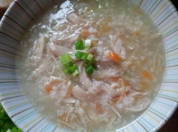 step10: 跳起後即可加入蔥花 , 熱熱的享用了~